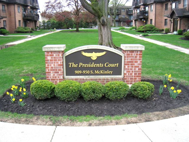 920 S Mckinley Avenue 2A, Arlington Heights, IL 60005