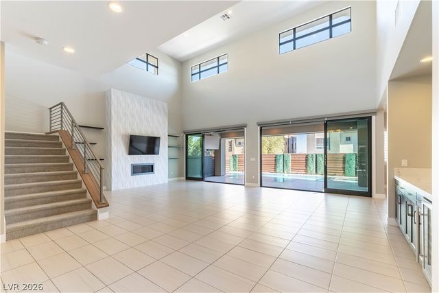 20 Garden Rain Drive, Las Vegas, NV 89135