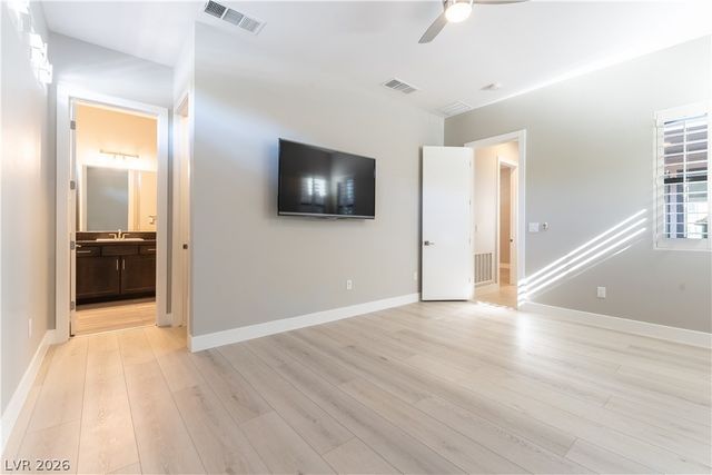 20 Garden Rain Drive, Las Vegas, NV 89135