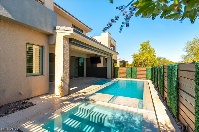 20 Garden Rain Drive, Las Vegas, NV 89135