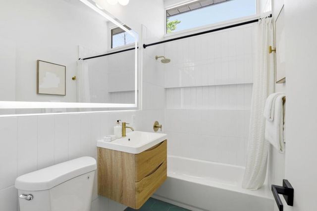 4133 Wilkie Way, Palo Alto, CA 94306