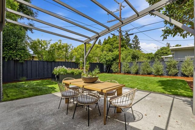 4133 Wilkie Way, Palo Alto, CA 94306