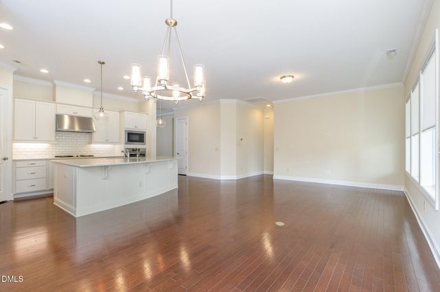 105 Coventry Lane, Chapel Hill, NC 27516