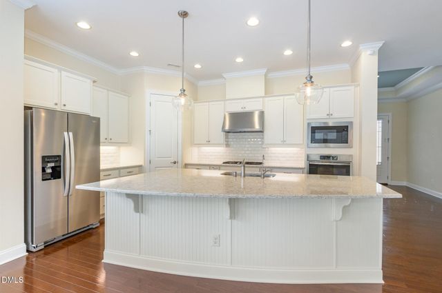 105 Coventry Lane, Chapel Hill, NC 27516