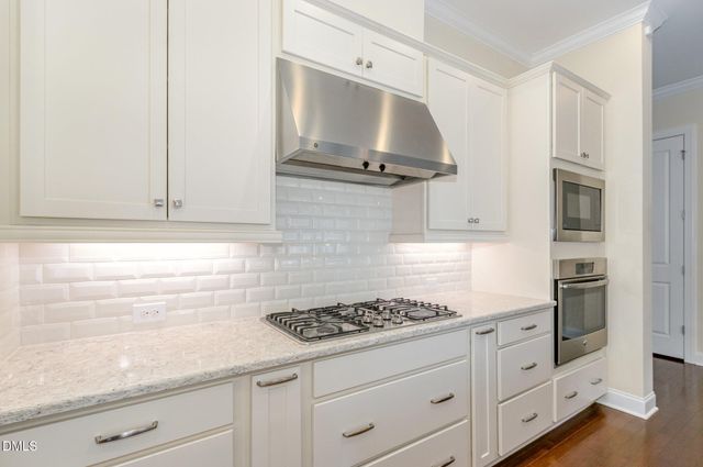 105 Coventry Lane, Chapel Hill, NC 27516