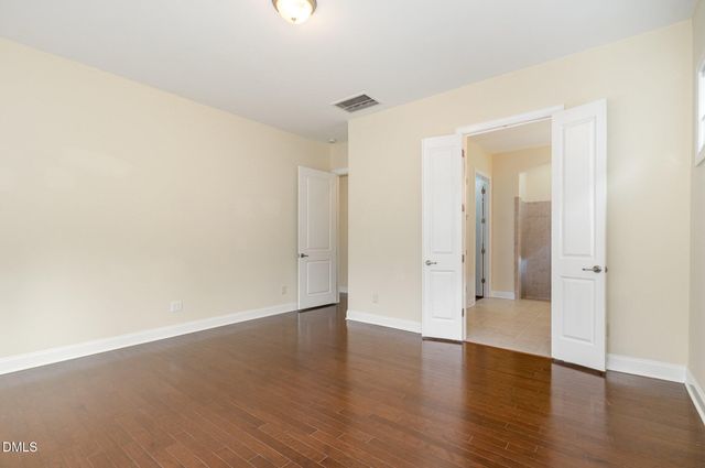 105 Coventry Lane, Chapel Hill, NC 27516