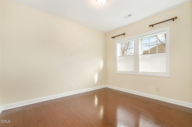 105 Coventry Lane, Chapel Hill, NC 27516