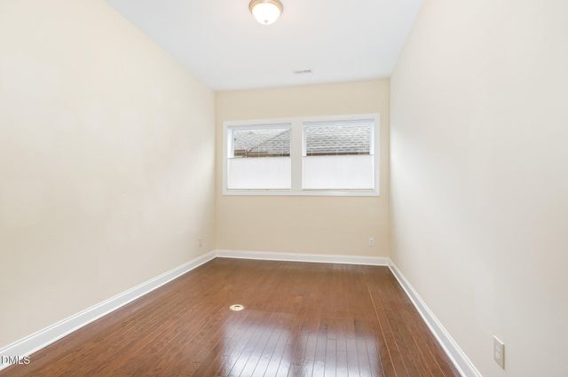 105 Coventry Lane, Chapel Hill, NC 27516