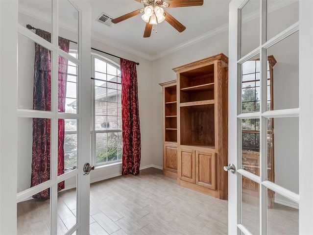 1100 Kingsway Avenue, Yukon, OK 73099