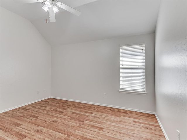 1100 Kingsway Avenue, Yukon, OK 73099