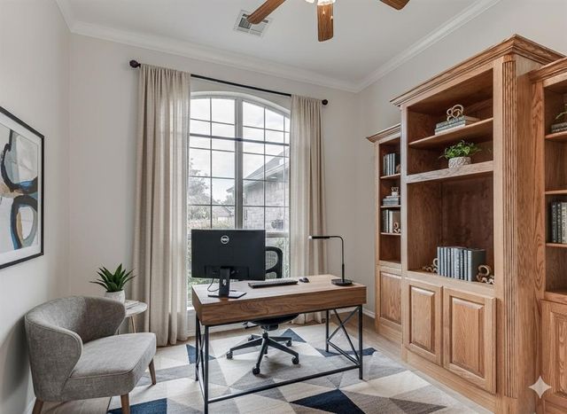 1100 Kingsway Avenue, Yukon, OK 73099