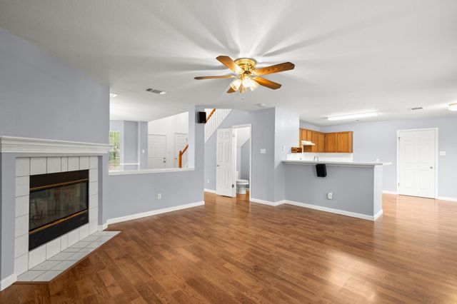 2001 Erika CV, Round Rock, TX 78664