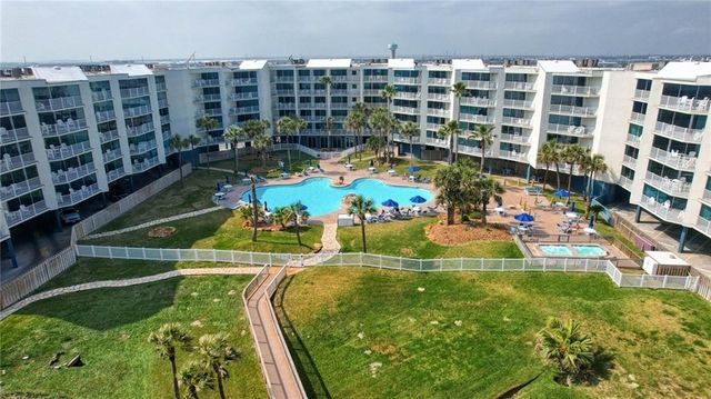 800 Sandcastle Dr 402, Port Aransas, TX 78373