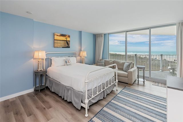 800 Sandcastle Dr 402, Port Aransas, TX 78373