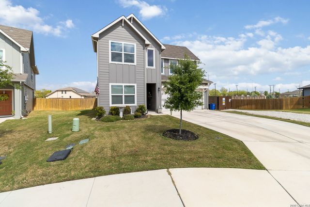 393 Trent, New Braunfels, TX 78130