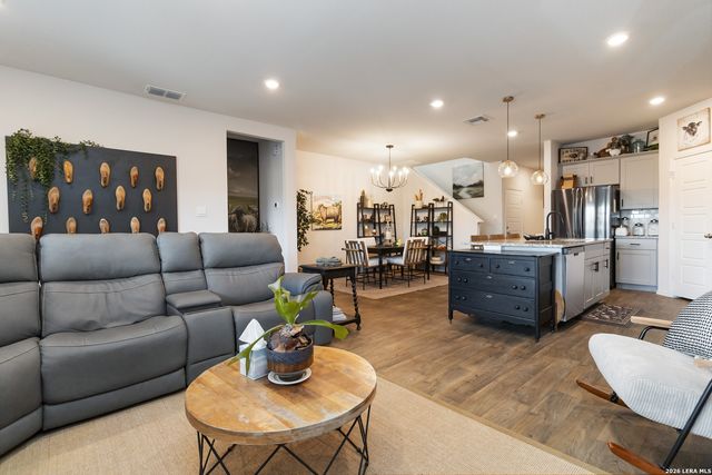 393 Trent, New Braunfels, TX 78130
