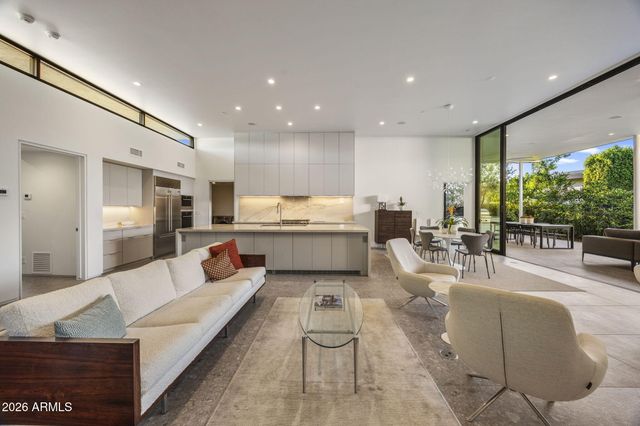 7020 E PASADENA Avenue, Paradise Valley, AZ 85253