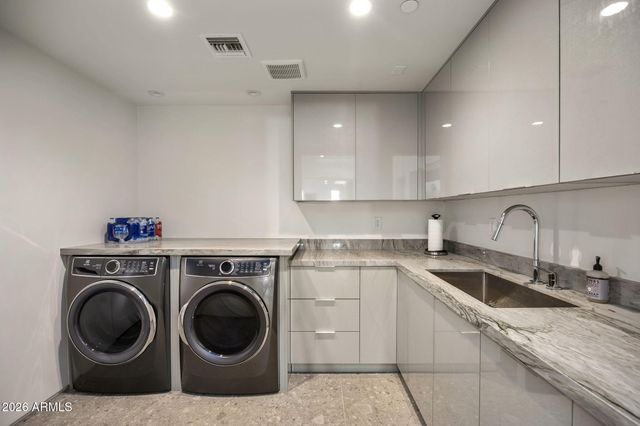 7020 E PASADENA Avenue, Paradise Valley, AZ 85253