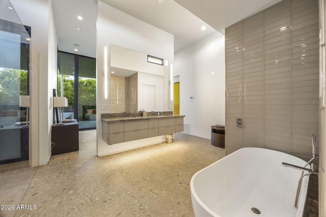 7020 E PASADENA Avenue, Paradise Valley, AZ 85253