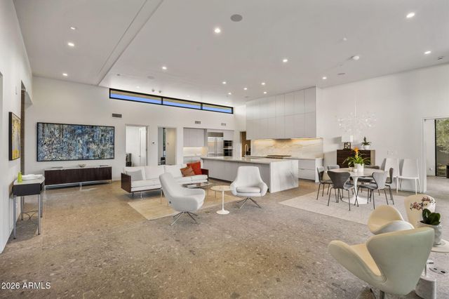 7020 E PASADENA Avenue, Paradise Valley, AZ 85253