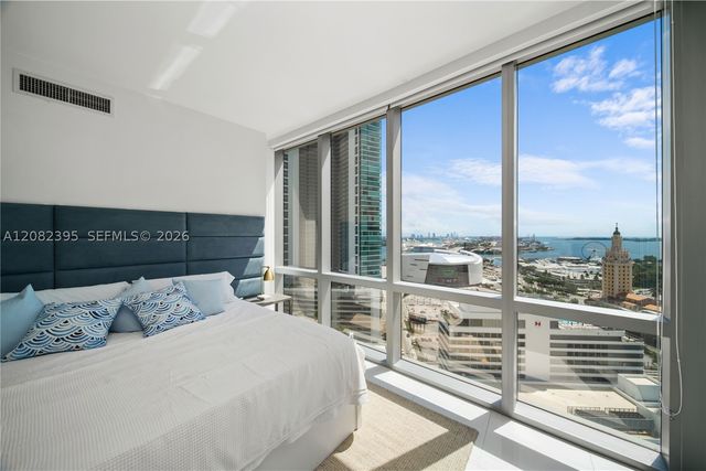 851 NE 1st Ave 2011, Miami, FL 33132