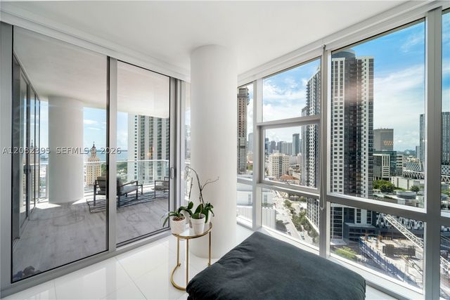 851 NE 1st Ave 2011, Miami, FL 33132