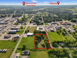 116 W Chestnut Street, Mabank, TX 75147