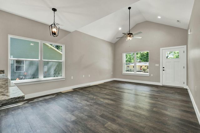 1130 18th Street NW, Cleveland, TN 37311