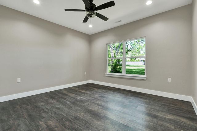 1130 18th Street NW, Cleveland, TN 37311