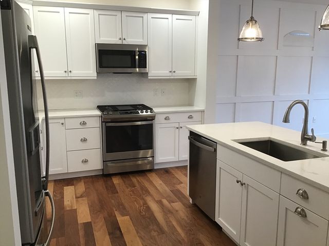 62 Mariners Way 301, Plymouth, MA 02360