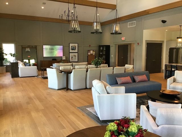 62 Mariners Way 301, Plymouth, MA 02360