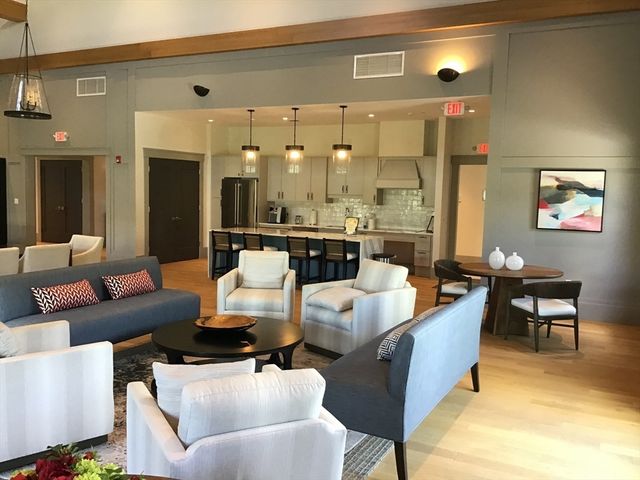 62 Mariners Way 301, Plymouth, MA 02360