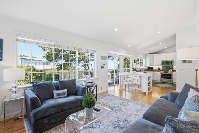 1580 Winding Way, Belmont, CA 94002