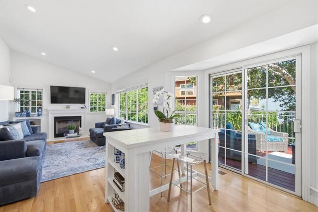 1580 Winding Way, Belmont, CA 94002