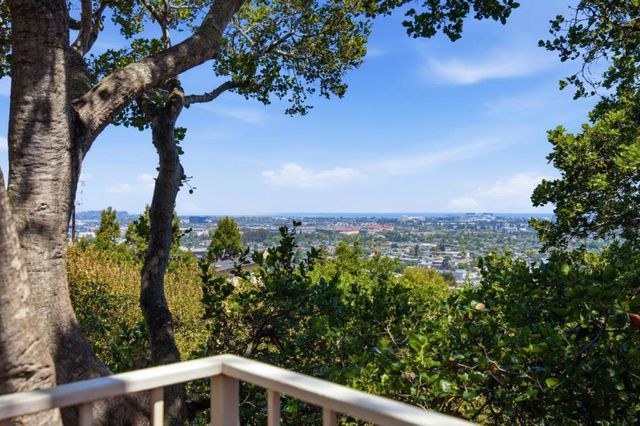 1580 Winding Way, Belmont, CA 94002