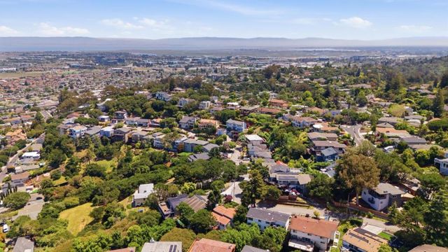 1580 Winding Way, Belmont, CA 94002