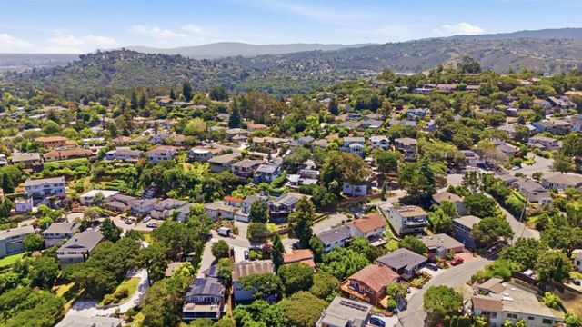 1580 Winding Way, Belmont, CA 94002