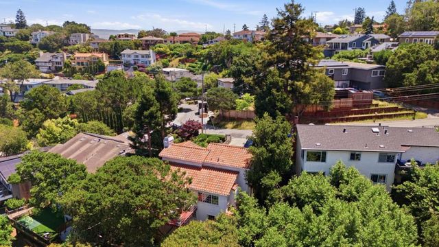 1580 Winding Way, Belmont, CA 94002