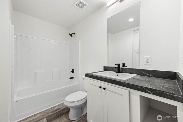 13427 Old Hwy 99 SE, Tenino, WA 98589