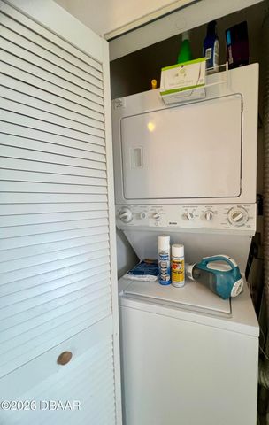 205 Cardinal Drive B, Ormond Beach, FL 32176