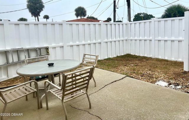 205 Cardinal Drive B, Ormond Beach, FL 32176
