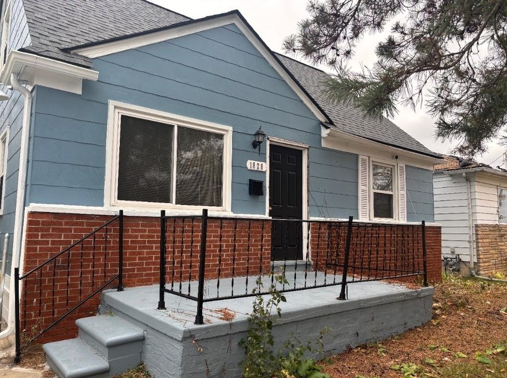 1828 Garfield Avenue, Lincoln Park, MI 48146