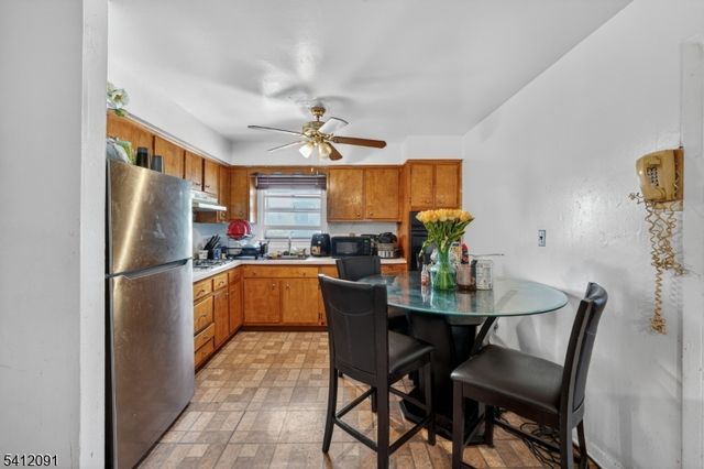 241 Halsted St, East Orange City, NJ 07018
