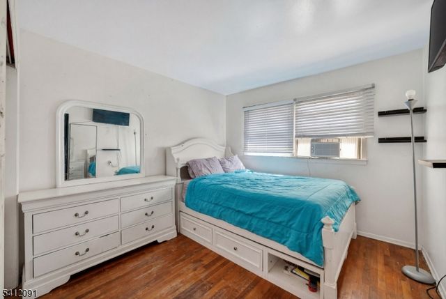 241 Halsted St, East Orange City, NJ 07018
