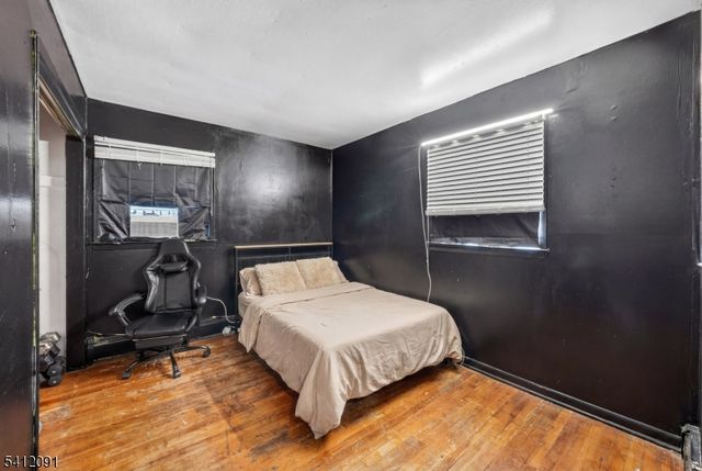 241 Halsted St, East Orange City, NJ 07018