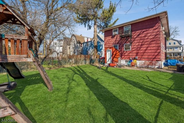 241 Halsted St, East Orange City, NJ 07018