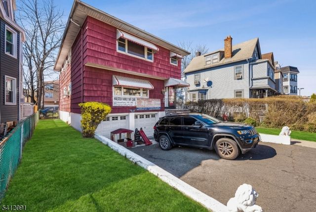 241 Halsted St, East Orange City, NJ 07018