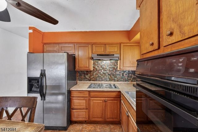 241 Halsted St, East Orange City, NJ 07018