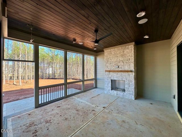 15 Chestnut Oak Drive, Youngsville, NC 27596