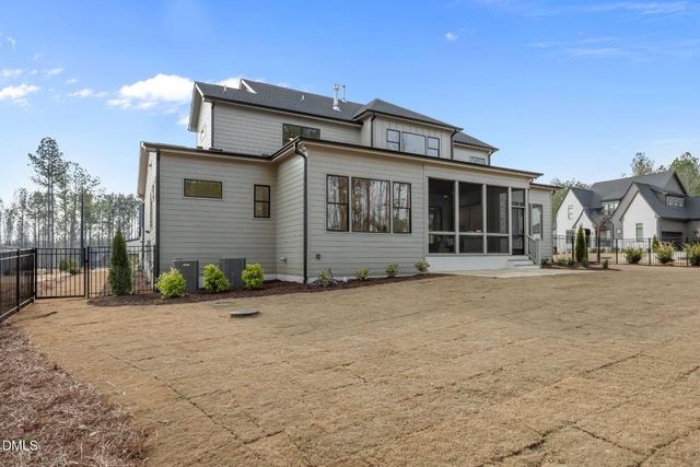 15 Chestnut Oak Drive, Youngsville, NC 27596